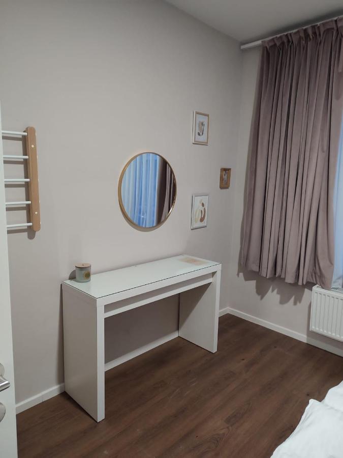 Leeuwerik Studio Apartment Antwerpen Bagian luar foto