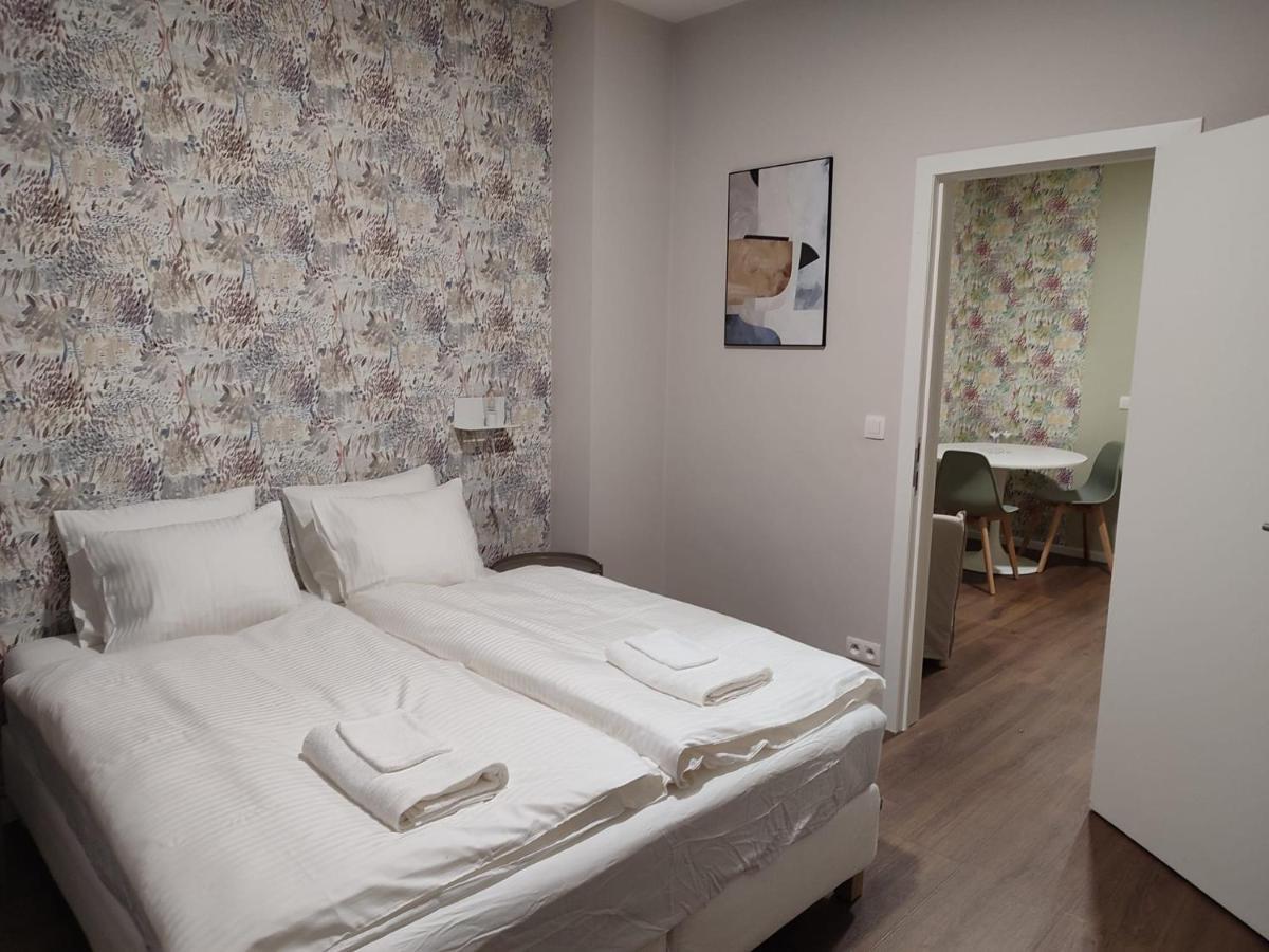 Leeuwerik Studio Apartment Antwerpen Bagian luar foto